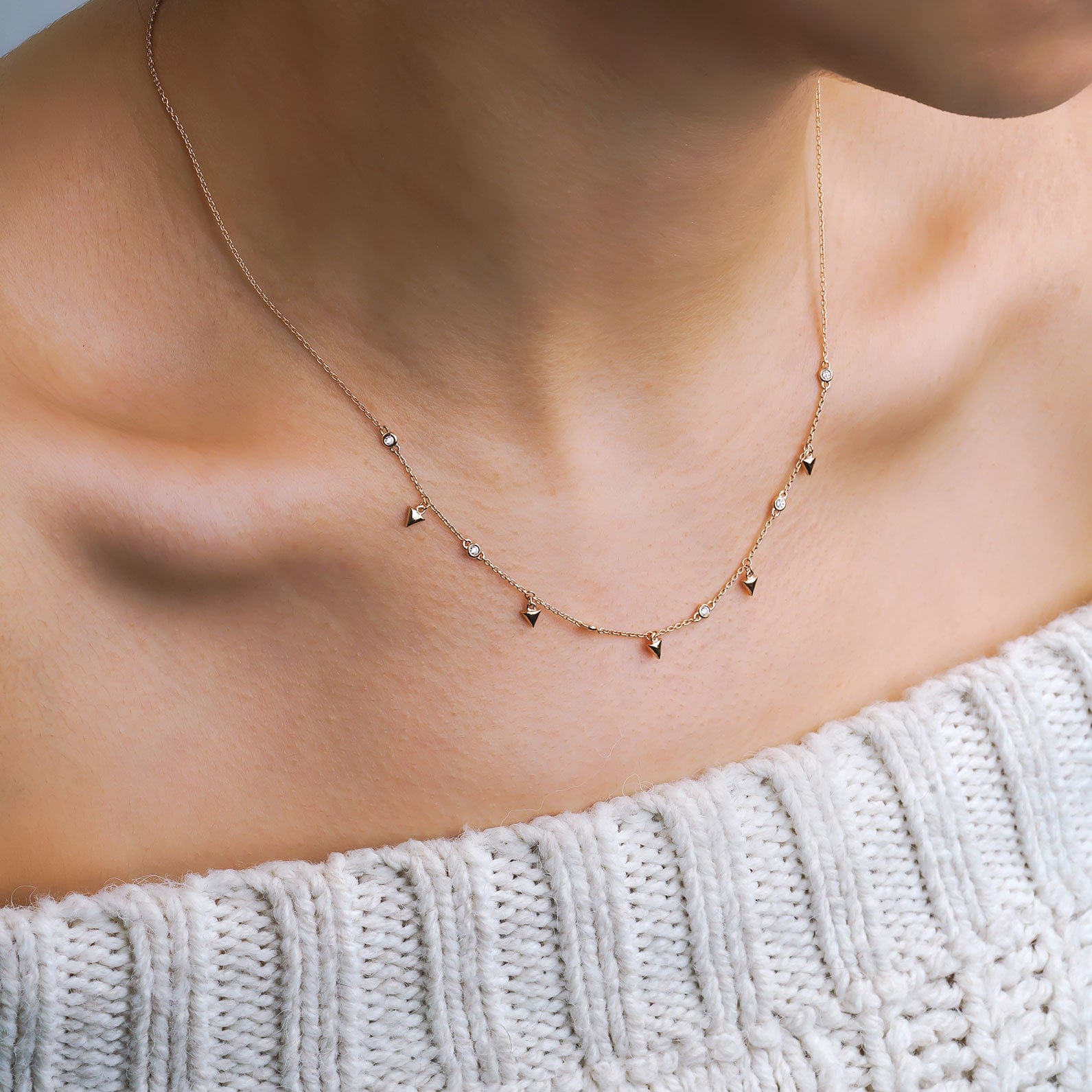 0.18 Karat Pırlantalı Rose Kolye - RNF0299 | Ronaff Pırlanta | Tektaş Yüzük, Pırlanta Yüzük, Kolye, Küpe