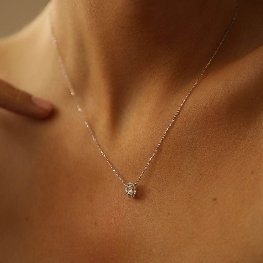 0.30 Karat Oval Kesim & 0.12 Karat Yuvarlak Kesim Pırlanta Tektaş Kolye - RNF0683 | Ronaff Pırlanta | Tektaş Yüzük, Pırlanta Yüzük, Kolye, Küpe
