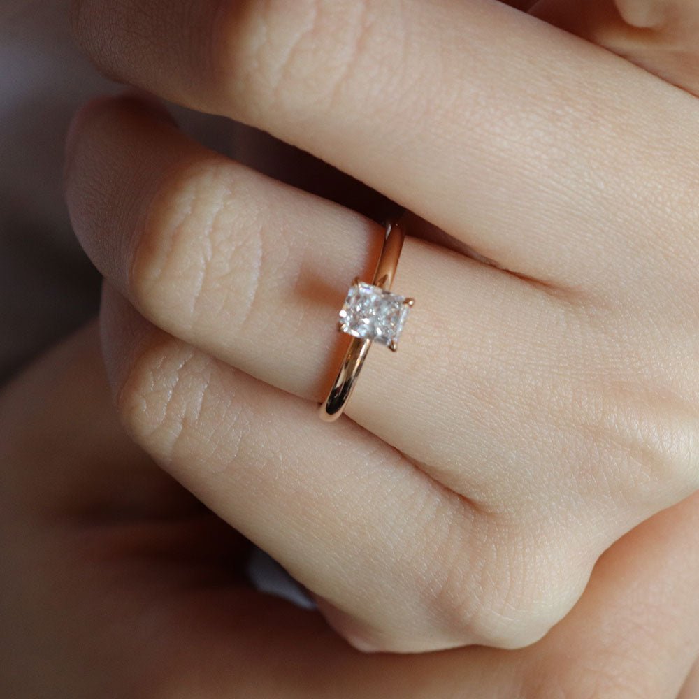 0.50 Karat Emerald Kesim HRD Sertifikalı Tektaş Pırlanta Yüzük - RNF0317 | Ronaff Pırlanta | Tektaş Yüzük, Pırlanta Yüzük, Kolye, Küpe