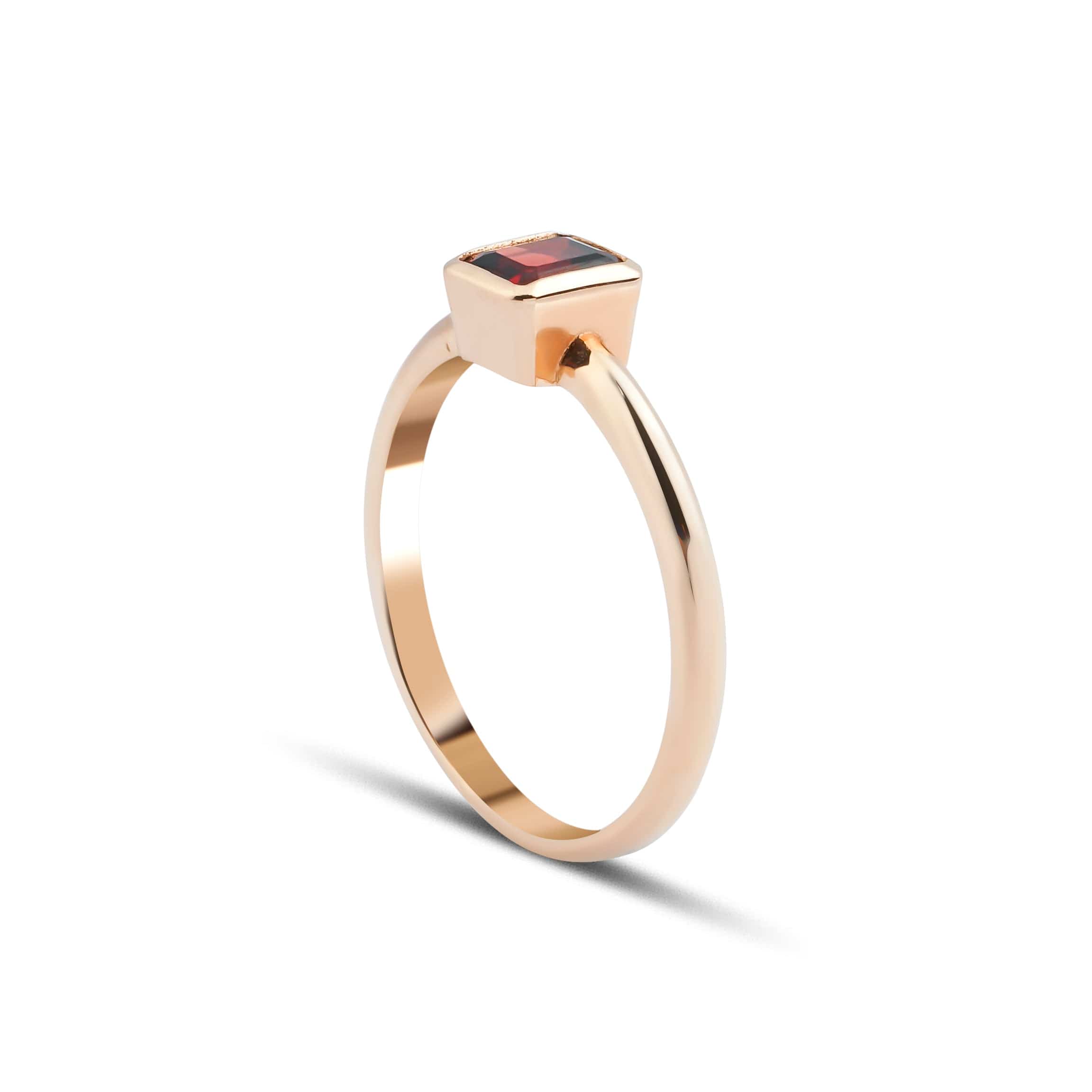 0.60 Karat Emerald Kesim Garnet Yüzük - RNF0241 | Ronaff Pırlanta | Tektaş Yüzük, Pırlanta Yüzük, Kolye, Küpe