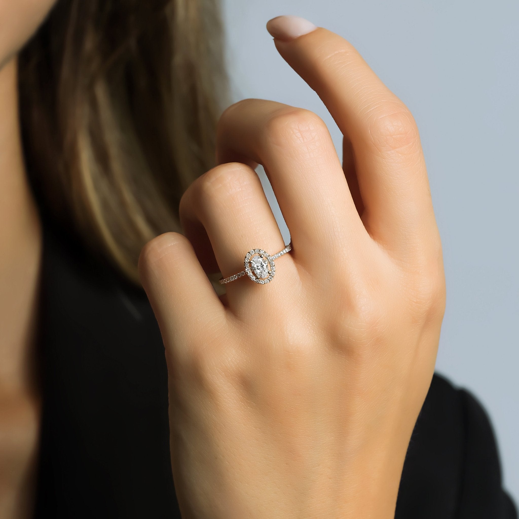 0.62 Karat Oval Kesim Halo Pırlanta Yüzük - RNF0647 | Ronaff Pırlanta | Tektaş Yüzük, Pırlanta Yüzük, Kolye, Küpe