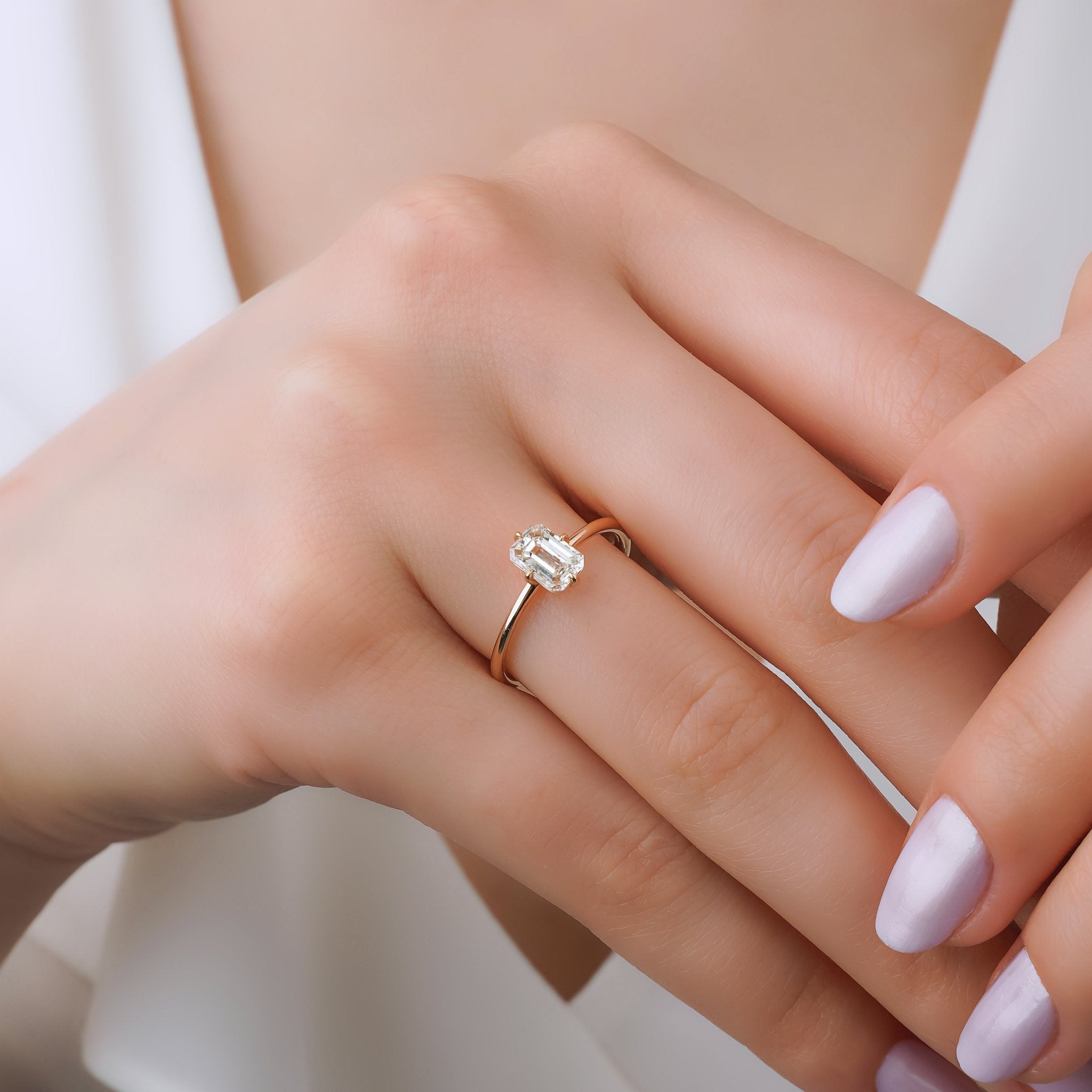0.80 Karat Elegante GIA/HRD Sertifikalı Emerald Kesim Tektaş Pırlanta Yüzük - RNF0560 | Ronaff Pırlanta | Tektaş Yüzük, Pırlanta Yüzük, Kolye, Küpe