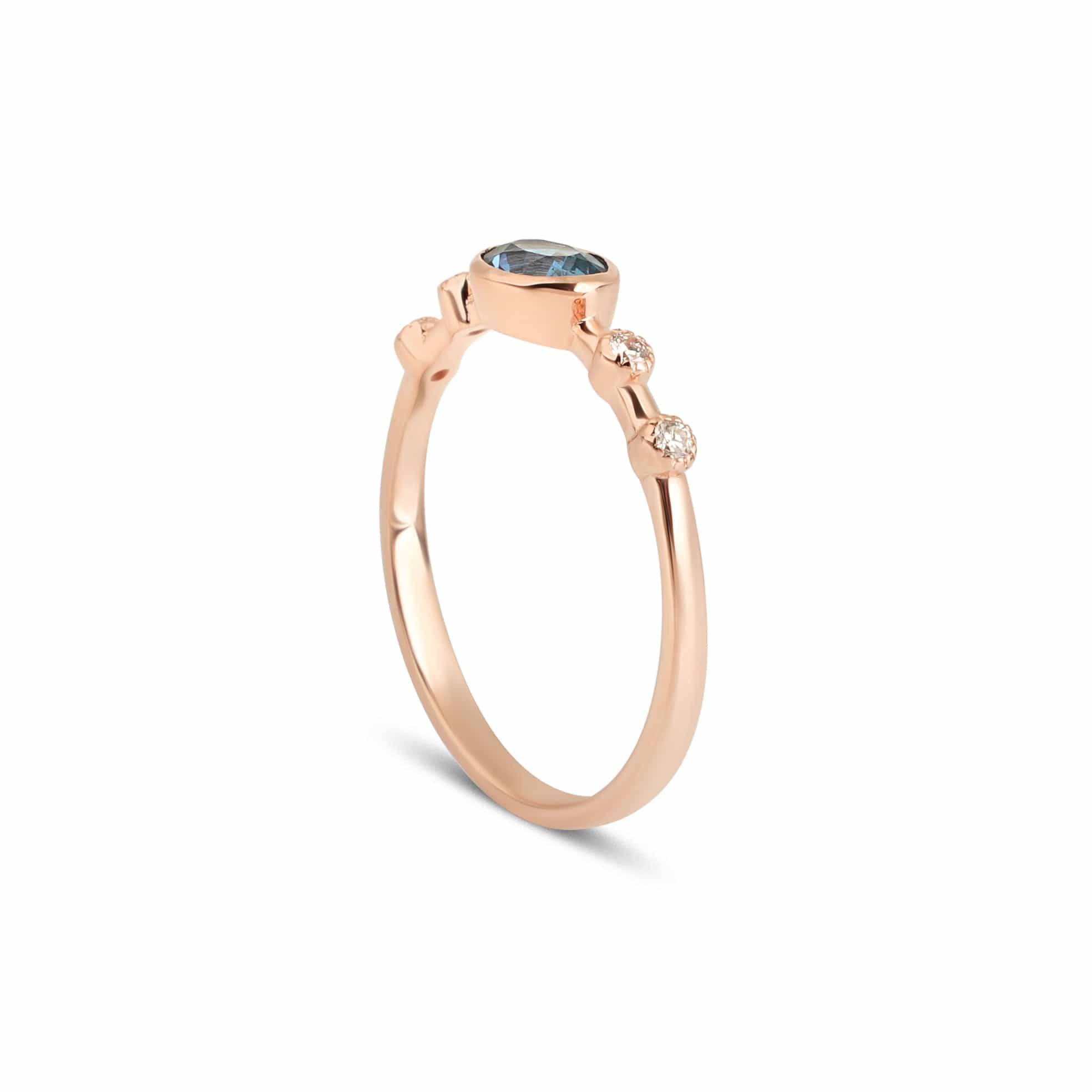 0.86 Karat Oval Kesim Safir Pırlantalı Yüzük - RNF0497 | Ronaff Pırlanta | Tektaş Yüzük, Pırlanta Yüzük, Kolye, Küpe