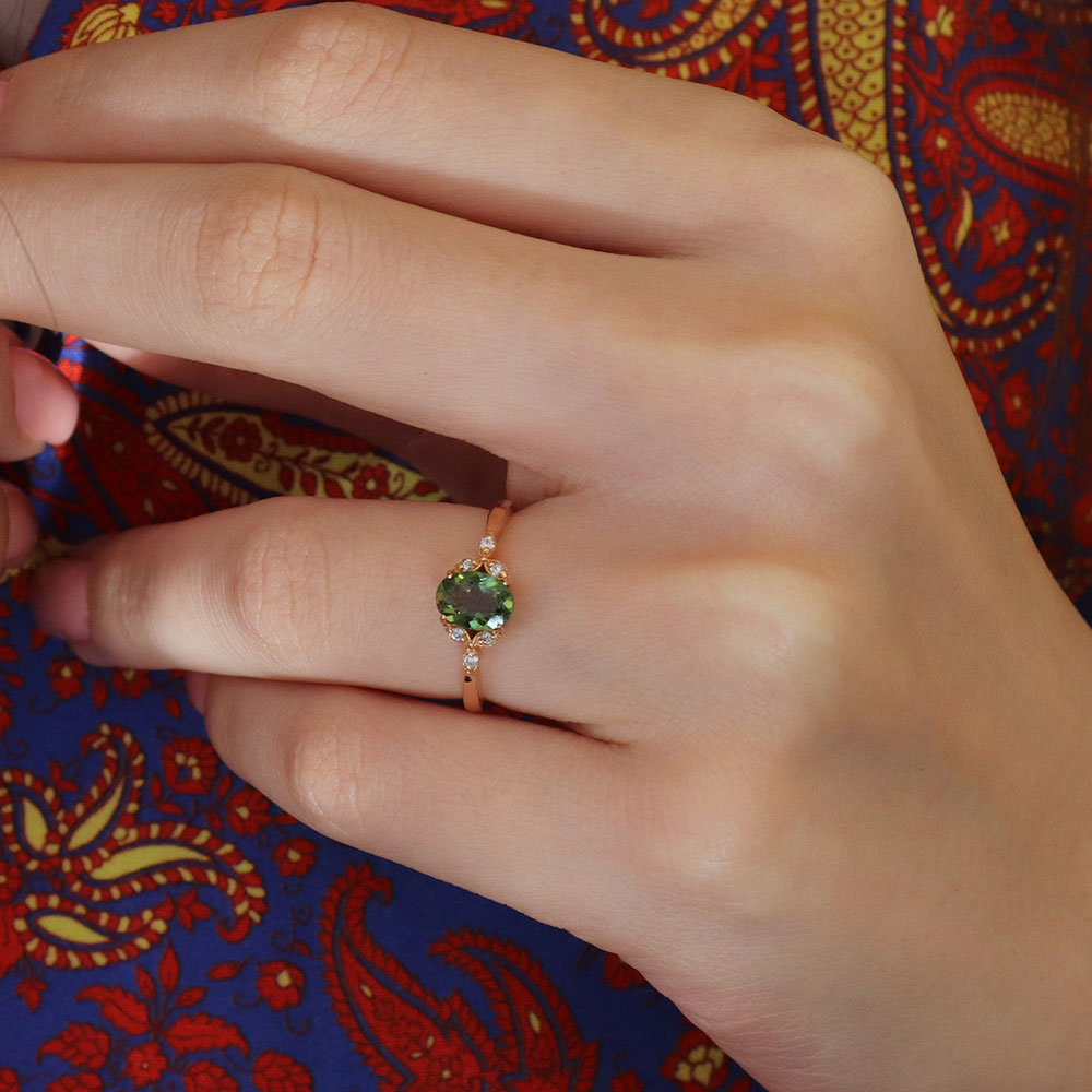1.00 Karat Oval Yeşil Safir Vintage Pırlantalı Yüzük - RNF0242 | Ronaff Pırlanta | Tektaş Yüzük, Pırlanta Yüzük, Kolye, Küpe