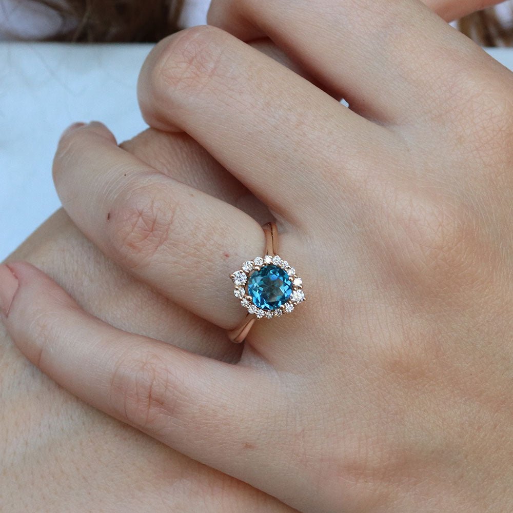 1.67 Karat London Blue Topaz Pırlantalı Yüzük - RNF0140 | Ronaff Pırlanta | Tektaş Yüzük, Pırlanta Yüzük, Kolye, Küpe