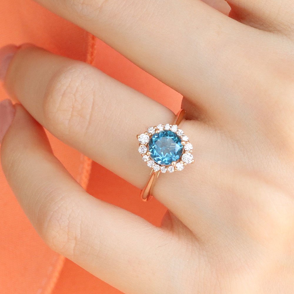 1.67 Karat London Blue Topaz Pırlantalı Yüzük - RNF0140 | Ronaff Pırlanta | Tektaş Yüzük, Pırlanta Yüzük, Kolye, Küpe