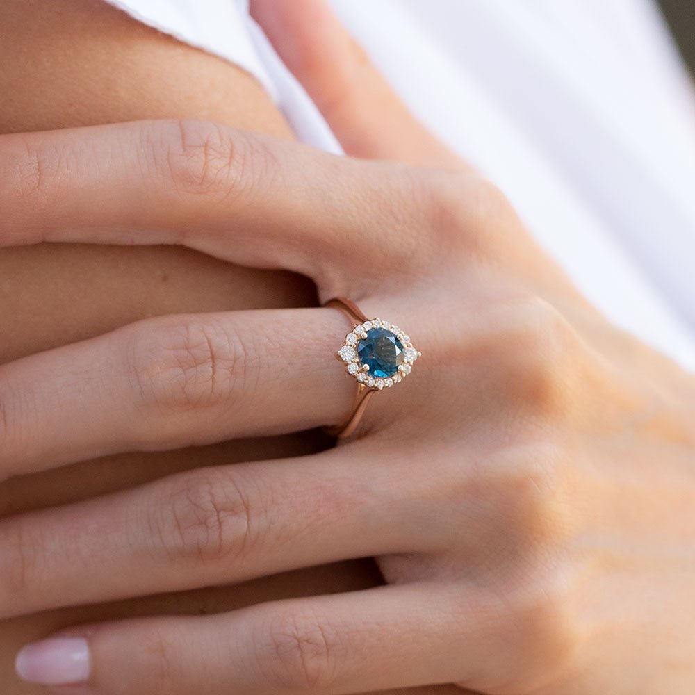 1.67 Karat London Blue Topaz Pırlantalı Yüzük - RNF0140 | Ronaff Pırlanta | Tektaş Yüzük, Pırlanta Yüzük, Kolye, Küpe