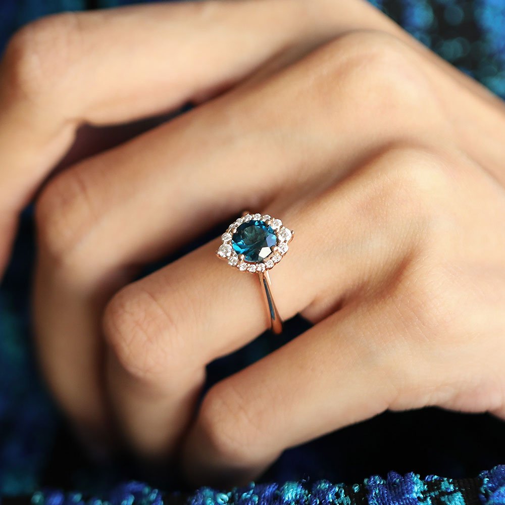 1.67 Karat London Blue Topaz Pırlantalı Yüzük - RNF0140 | Ronaff Pırlanta | Tektaş Yüzük, Pırlanta Yüzük, Kolye, Küpe