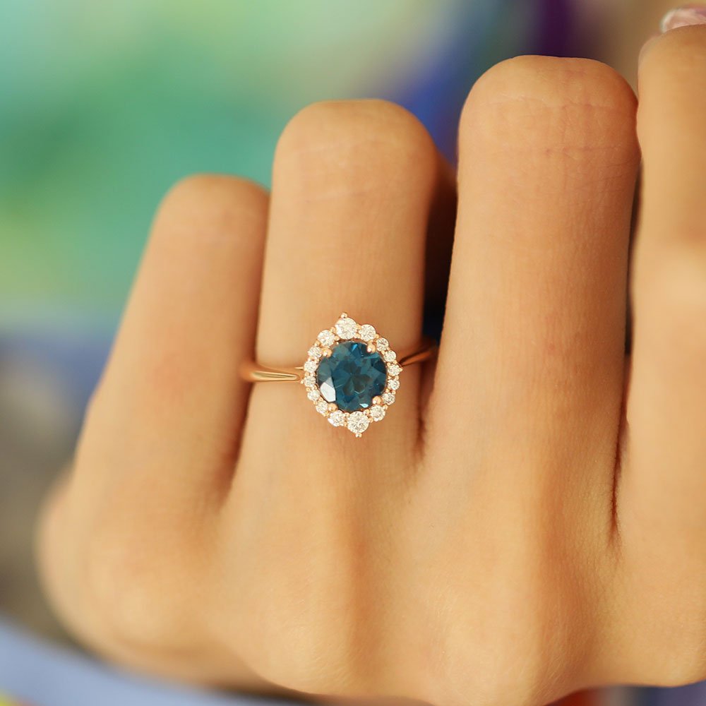 1.67 Karat London Blue Topaz Pırlantalı Yüzük - RNF0140 | Ronaff Pırlanta | Tektaş Yüzük, Pırlanta Yüzük, Kolye, Küpe