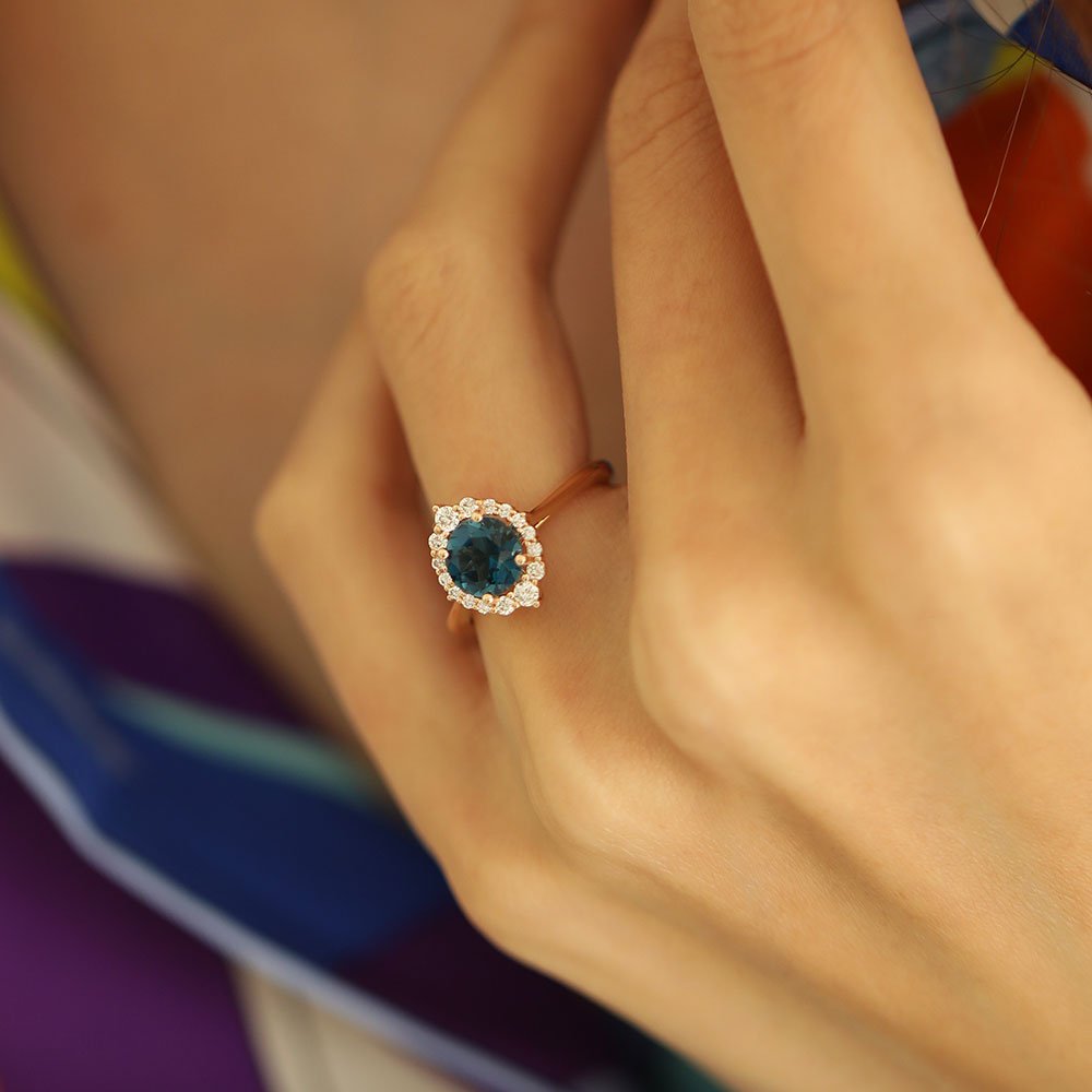 1.67 Karat London Blue Topaz Pırlantalı Yüzük - RNF0140 | Ronaff Pırlanta | Tektaş Yüzük, Pırlanta Yüzük, Kolye, Küpe