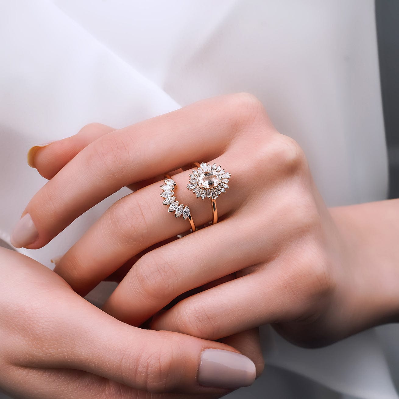 2.00 Karat Oval Morganit & Baget Pırlantalı Yüzük - RNF0622 | Ronaff Pırlanta | Tektaş Yüzük, Pırlanta Yüzük, Kolye, Küpe