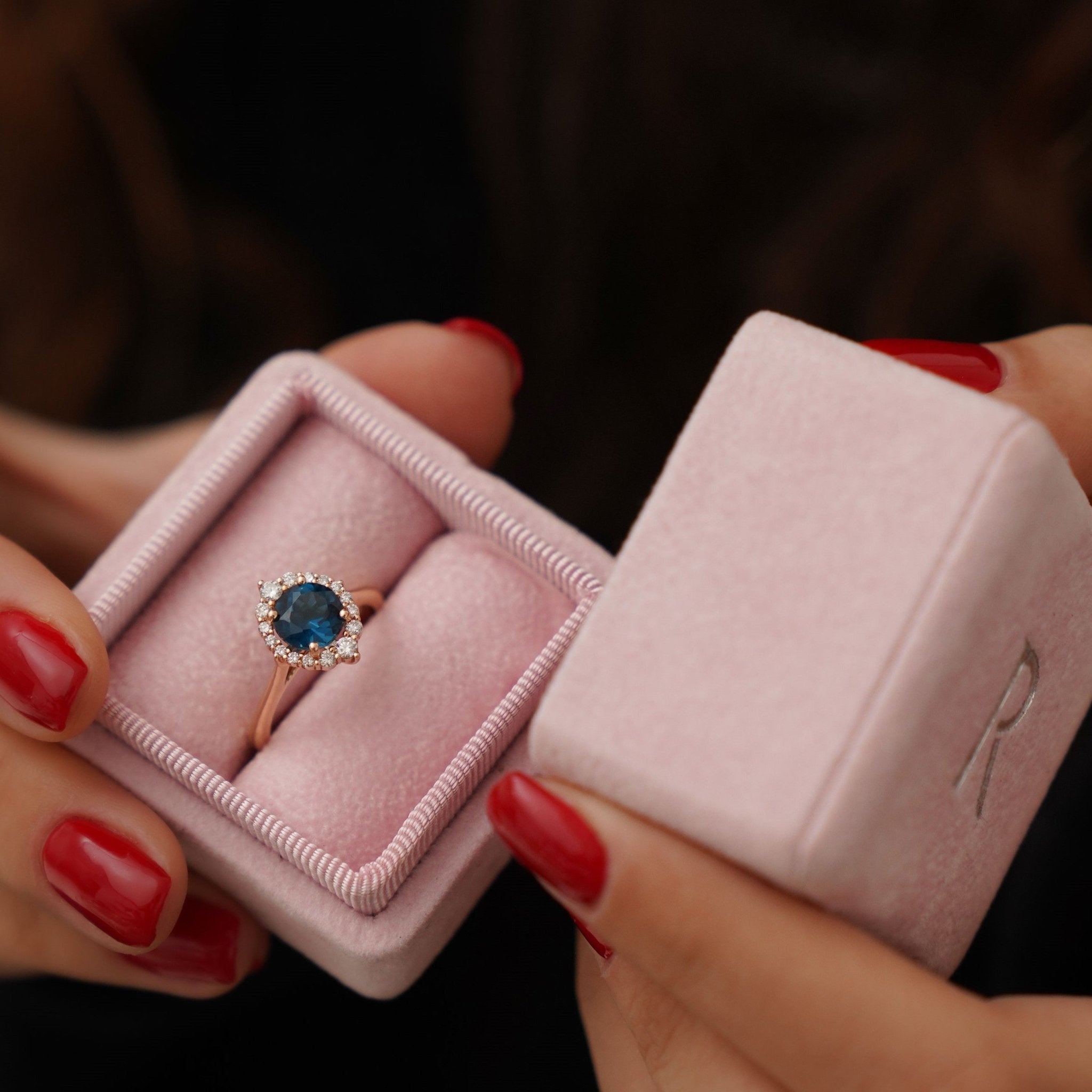 1.67 Karat London Blue Topaz Pırlantalı Yüzük - RNF0140 | Ronaff Pırlanta | Tektaş Yüzük, Pırlanta Yüzük, Kolye, Küpe