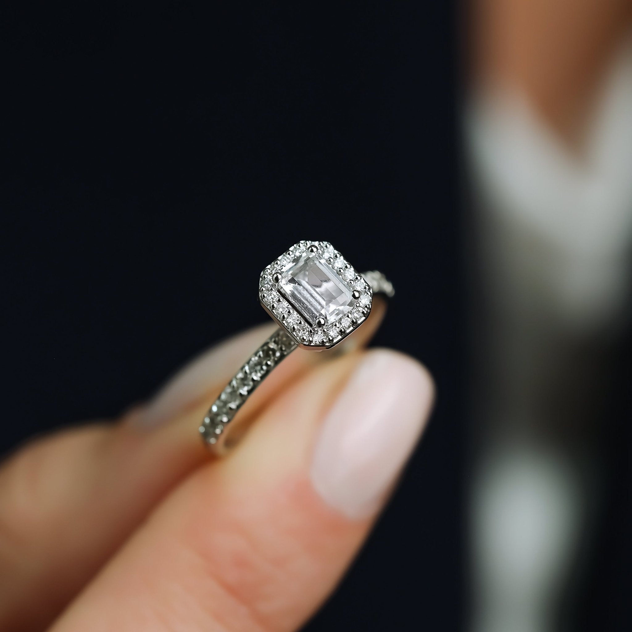 0.62 Karat Emerald Kesim GIA Sertifikalı Tektaş Pırlanta Yüzük - RNF0481 | Ronaff Pırlanta | Tektaş Yüzük, Pırlanta Yüzük, Kolye, Küpe