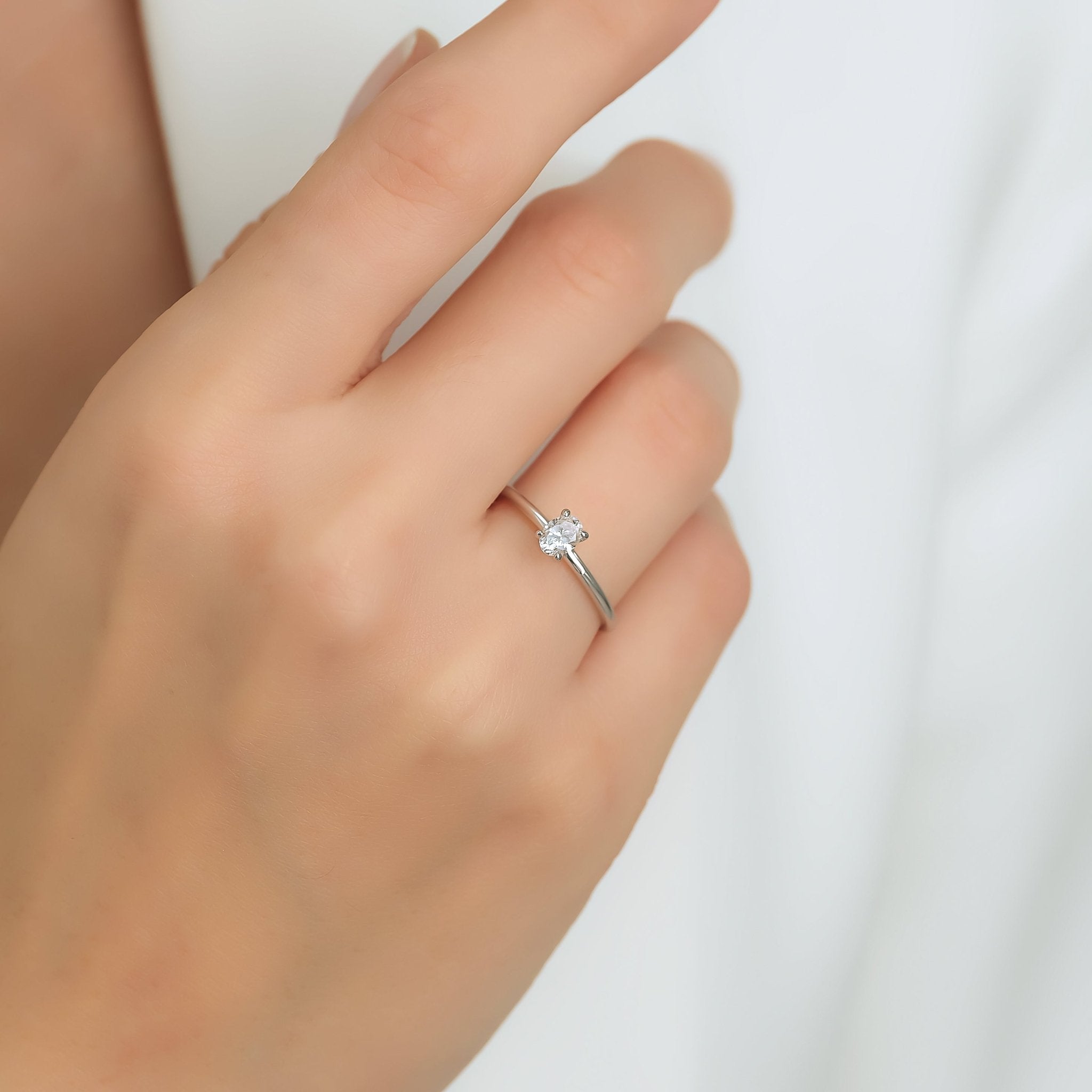 0.34 Karat Oval Kesim Pırlanta Tektaş Yüzük - RNF0255 | Ronaff Pırlanta | Tektaş Yüzük, Pırlanta Yüzük, Kolye, Küpe