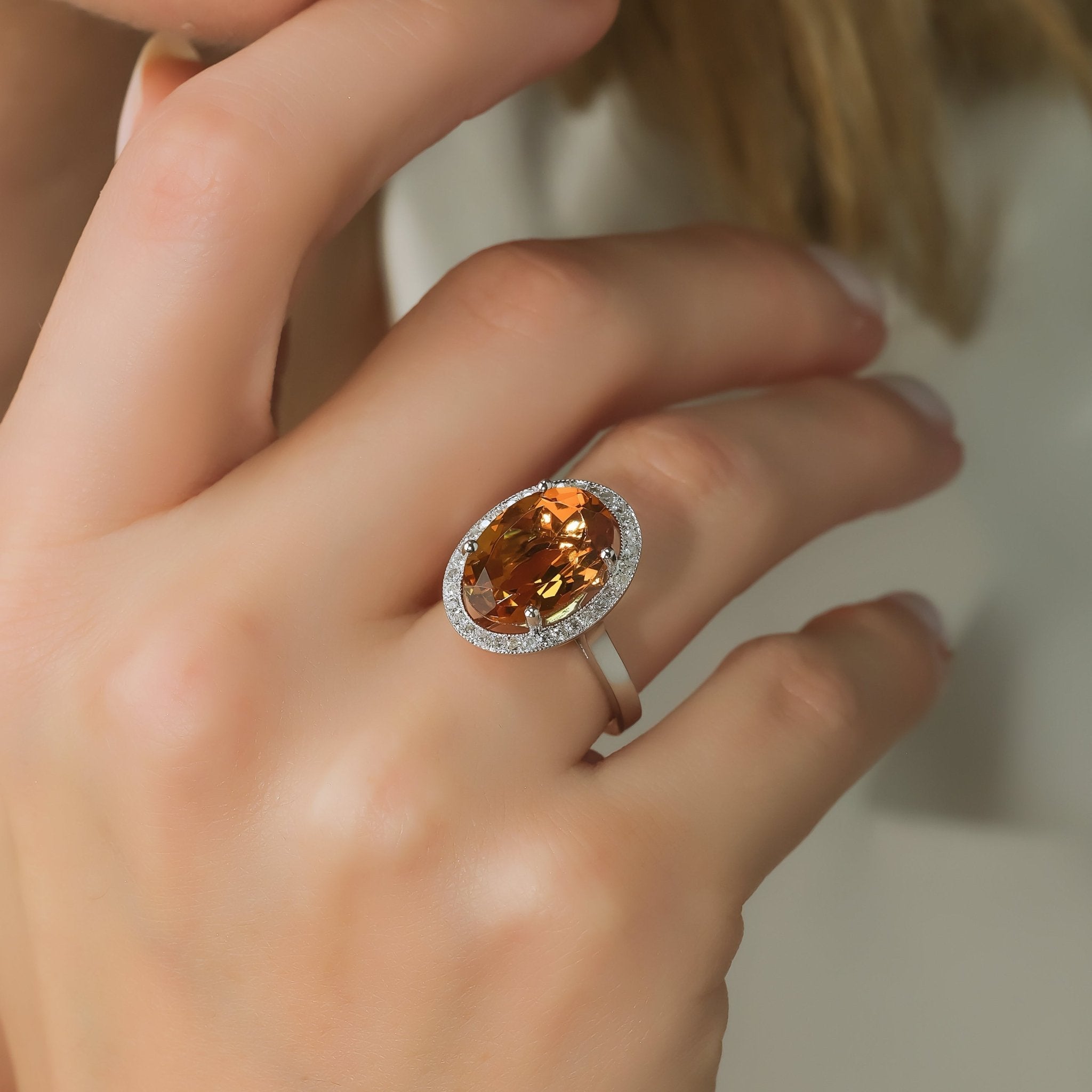 4.22 Karat Oval Kesim Sultanit & 0.40 Karat Pırlantalı Anturaj Yüzük - RNF0821 | Ronaff Pırlanta | Tektaş Yüzük, Pırlanta Yüzük, Kolye, Küpe