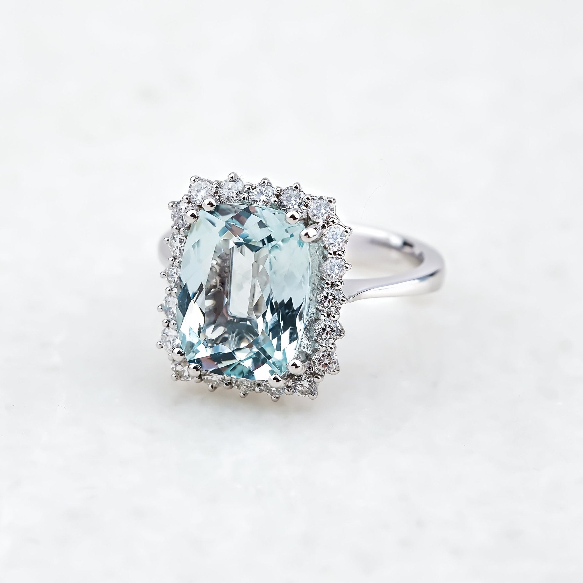 3.68 Karat Aquamarine & 0.40 Karat Kenar Özel Tasarım Pırlantalı Diana Yüzük - RNF0816 | Ronaff Pırlanta | Tektaş Yüzük, Pırlanta Yüzük, Kolye, Küpe