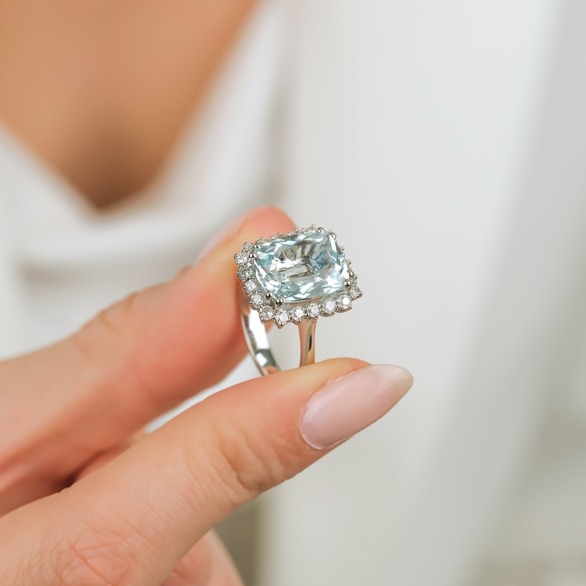 3.68 Karat Aquamarine & 0.40 Karat Kenar Özel Tasarım Pırlantalı Diana Yüzük - RNF0816 | Ronaff Pırlanta | Tektaş Yüzük, Pırlanta Yüzük, Kolye, Küpe