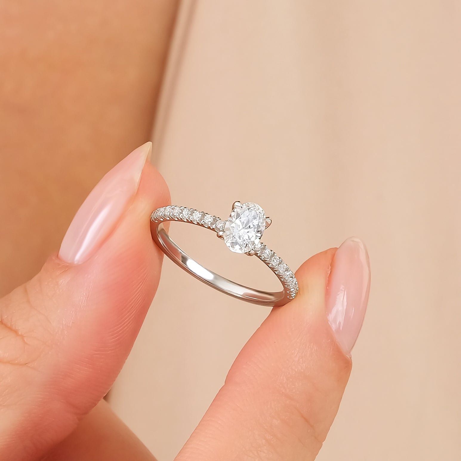 0,60 Karat Oval & 0,20 Karat Excellent Kesim GIA/HRD Sertifikalı Tektaş Pırlanta Yüzük - RNF0996 | Ronaff Pırlanta | Tektaş Yüzük, Pırlanta Yüzük, Kolye, Küpe
