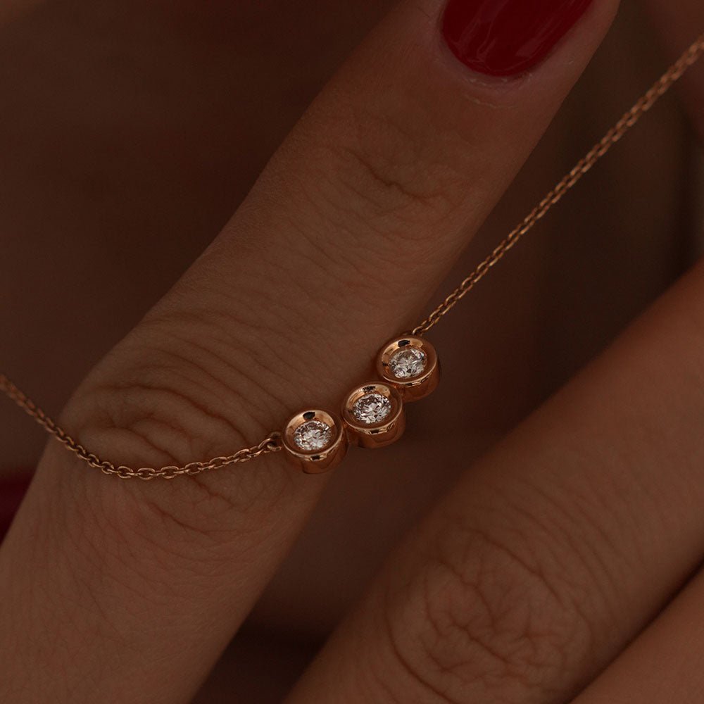 0.15 Karat Tria Pırlanta Kolye - RNF0552 | Ronaff Pırlanta | Tektaş Yüzük, Pırlanta Yüzük, Kolye, Küpe