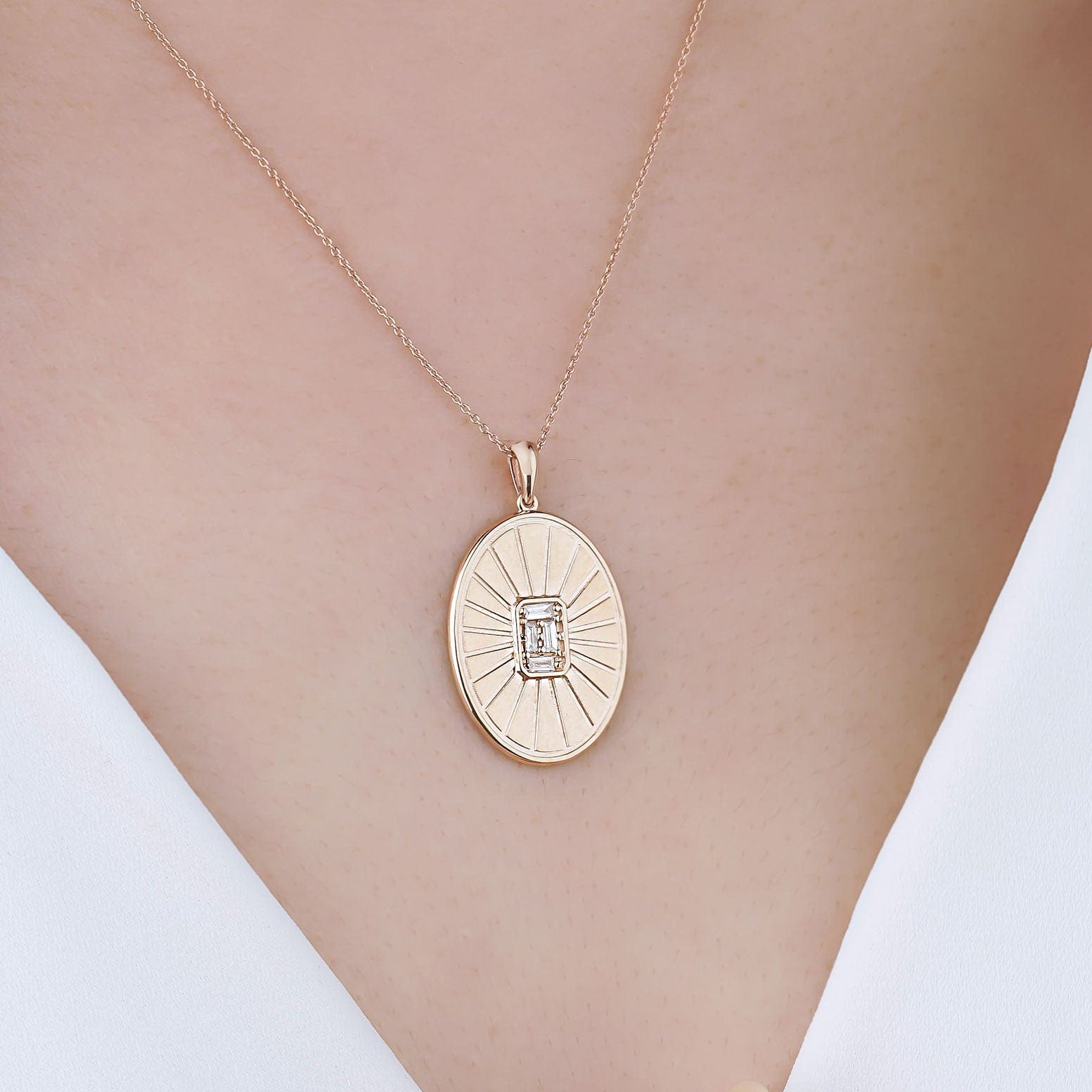 0.16 Karat Baget Pırlantalı Özel Tasarım Levha Vintage Kolye - RNF0347 | Ronaff Pırlanta | Tektaş Yüzük, Pırlanta Yüzük, Kolye, Küpe