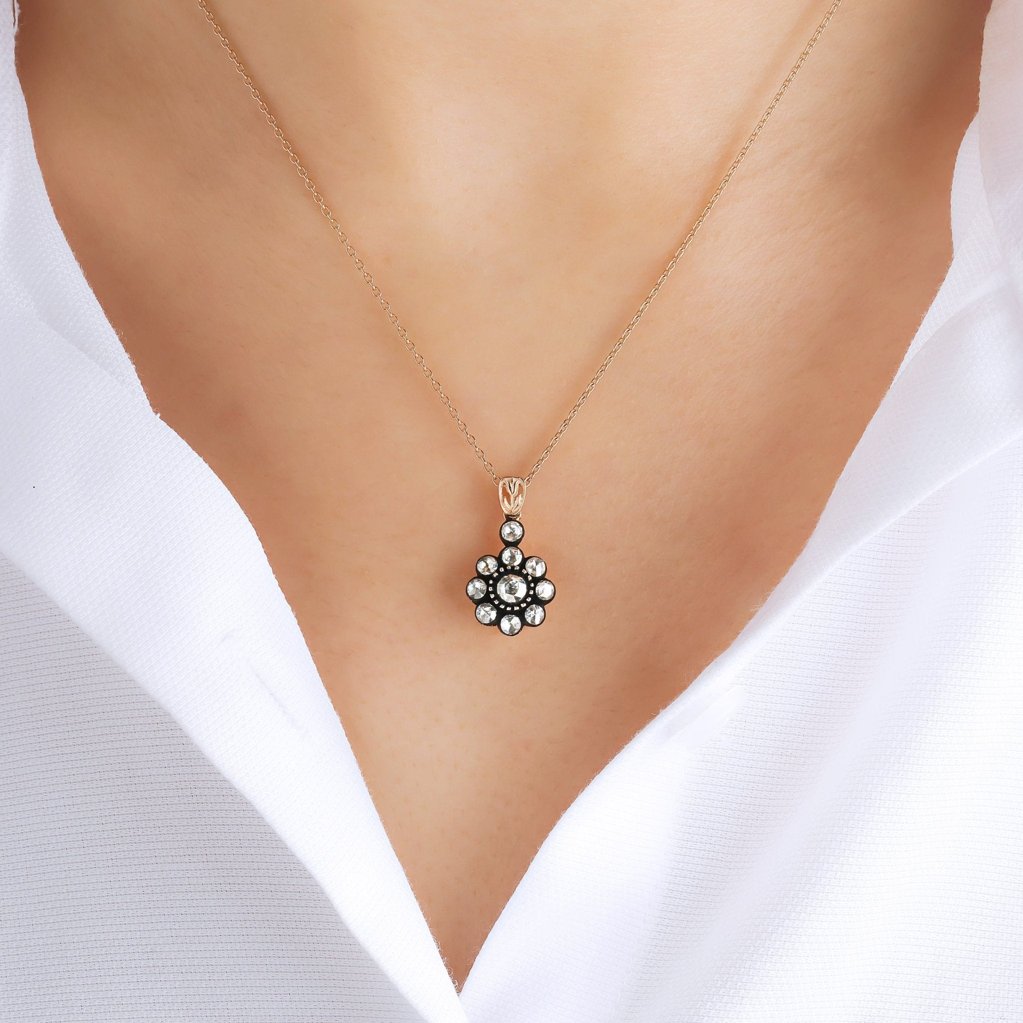 0.40 Karat Elmas Gül Kolye - RNF0412 | Ronaff Pırlanta | Tektaş Yüzük, Pırlanta Yüzük, Kolye, Küpe