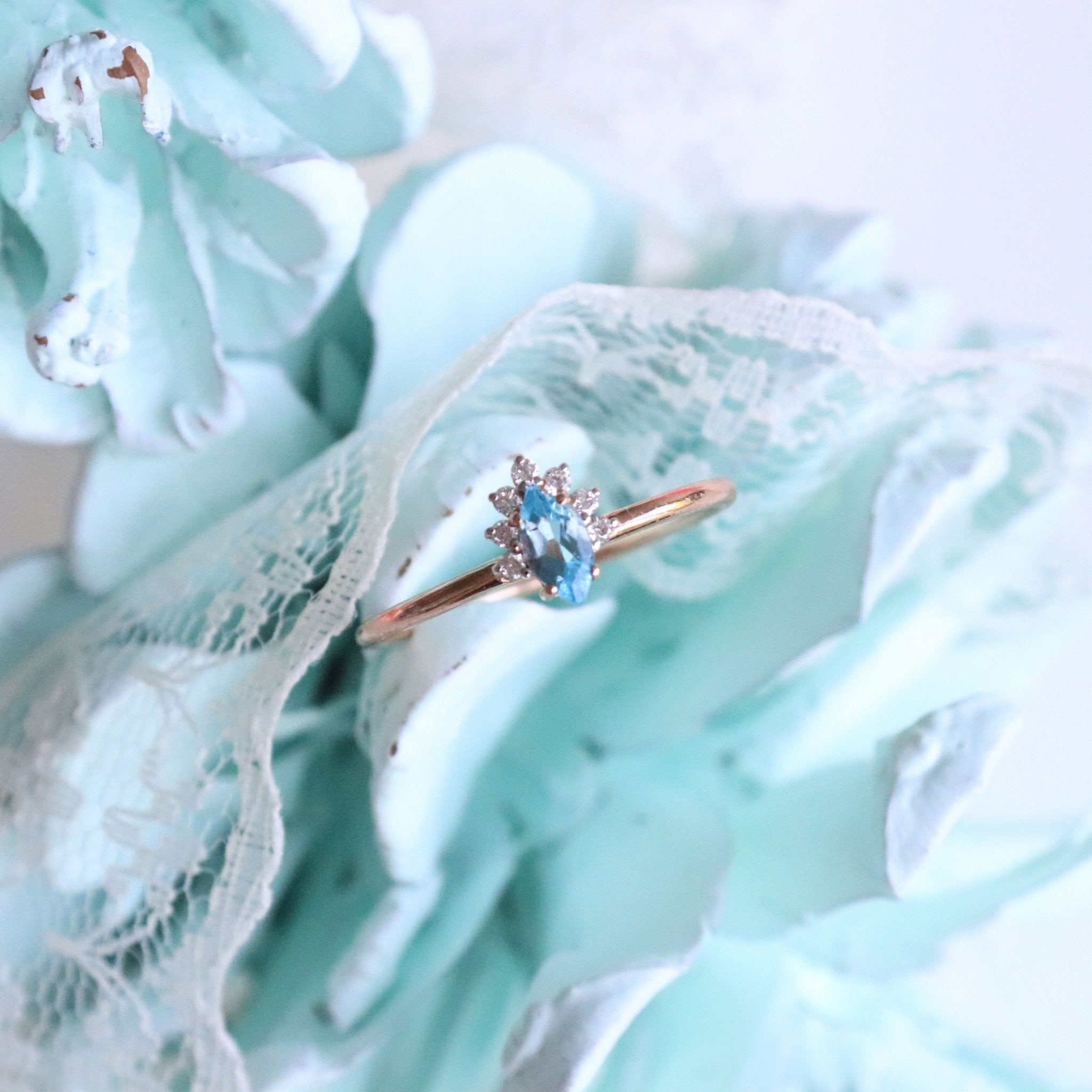 0.40 Karat Markiz Blue Topaz Pırlantalı Yüzük - RNF0310 | Ronaff Pırlanta | Tektaş Yüzük, Pırlanta Yüzük, Kolye, Küpe