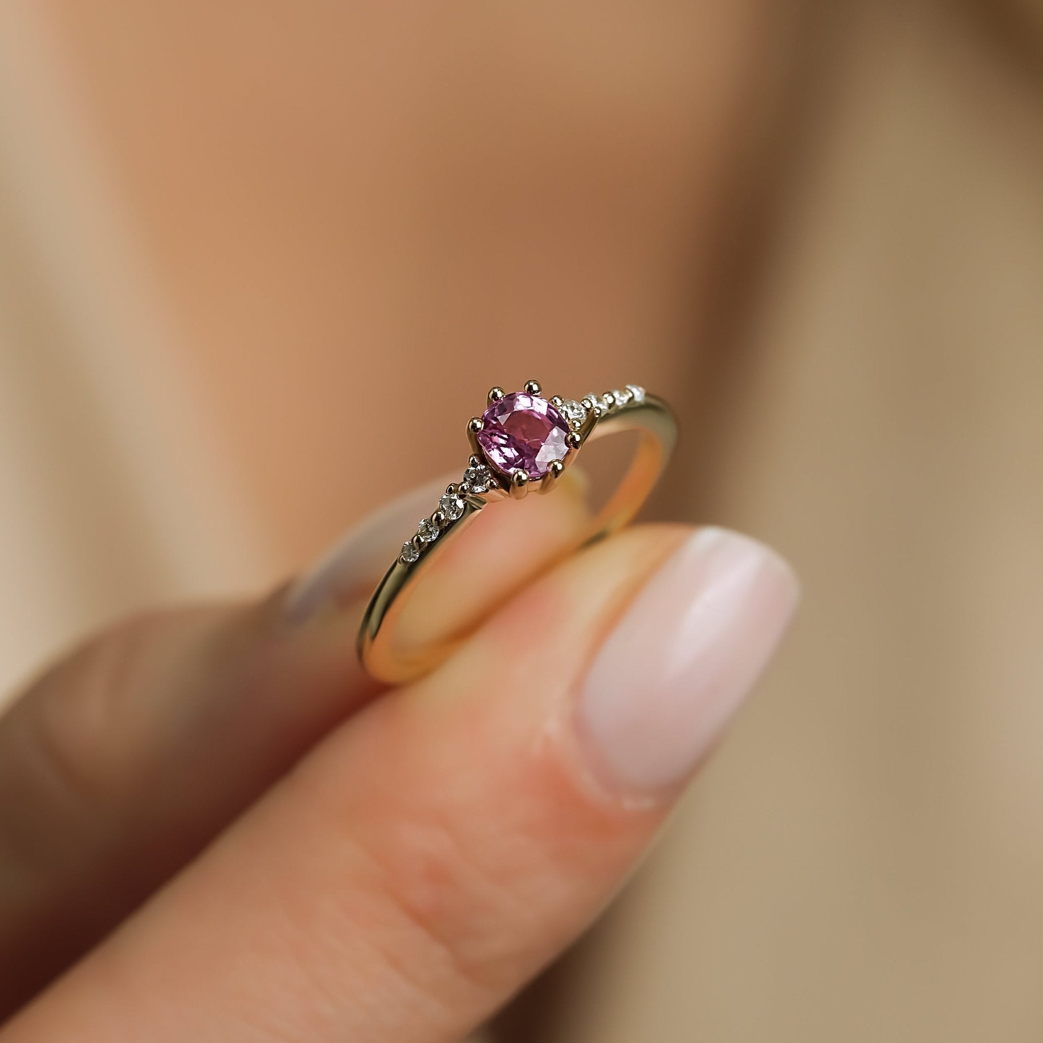 0.40 Karat Pembe Safir & 0.07 Pırlantalı Tasarım Yüzük - RNF0823 | Ronaff Pırlanta | Tektaş Yüzük, Pırlanta Yüzük, Kolye, Küpe