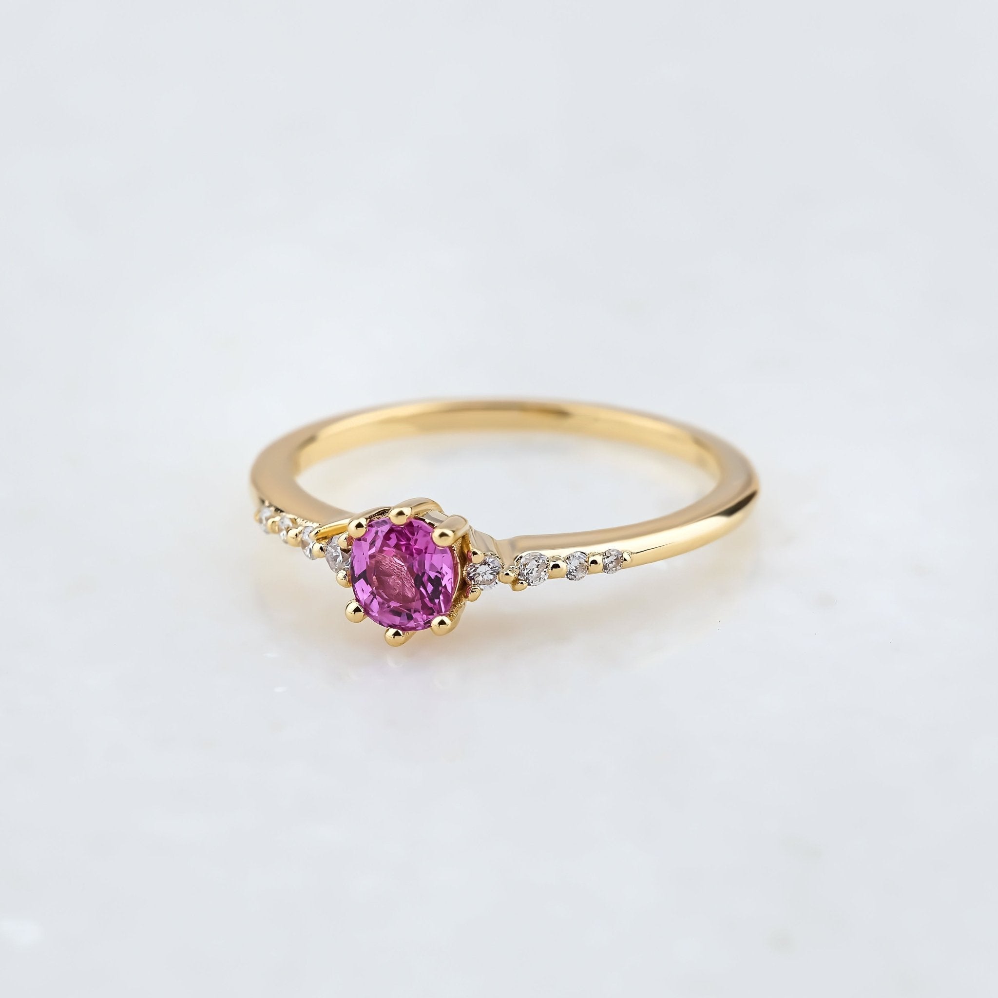 0.40 Karat Pembe Safir & 0.07 Pırlantalı Tasarım Yüzük - RNF0823 | Ronaff Pırlanta | Tektaş Yüzük, Pırlanta Yüzük, Kolye, Küpe