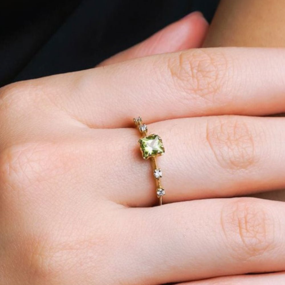 0.42 Karat Prenses Kesim Peridot Pırlantalı Yüzük - RNF0244 | Ronaff Pırlanta | Tektaş Yüzük, Pırlanta Yüzük, Kolye, Küpe