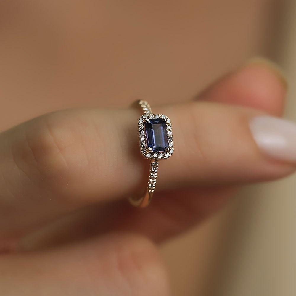0.50 Karat Tanzanit Taşı & 0.16 Karat Kenar Yuvarlak Kesim Pırlantalı Tasarım Yüzük - RNF0776 | Ronaff Pırlanta | Tektaş Yüzük, Pırlanta Yüzük, Kolye, Küpe