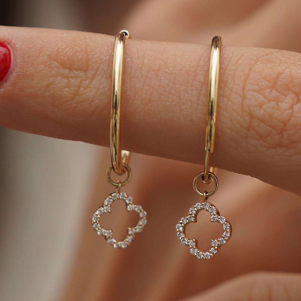 0.51 Karat Yonca Pırlantalı Halka Küpe Pırlanta - RNF0704 | Ronaff Pırlanta | Tektaş Yüzük, Pırlanta Yüzük, Kolye, Küpe