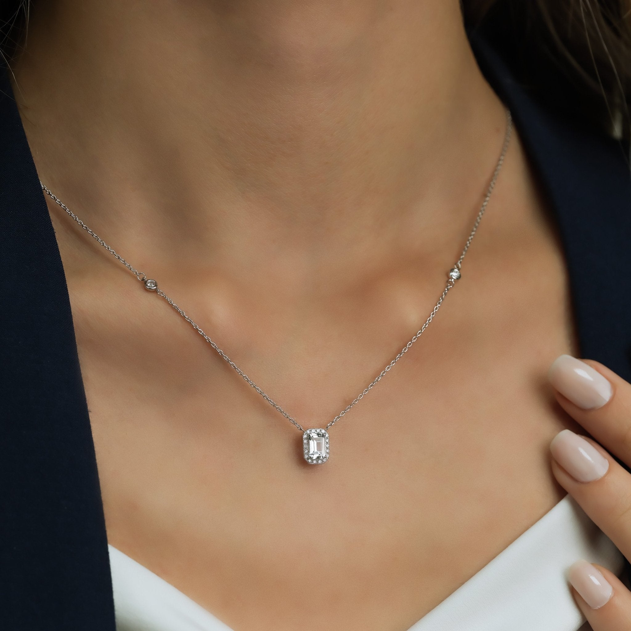 0.56 Karat Emerald Kesim Pırlanta Kolye - RNF0589 | Ronaff Pırlanta | Tektaş Yüzük, Pırlanta Yüzük, Kolye, Küpe