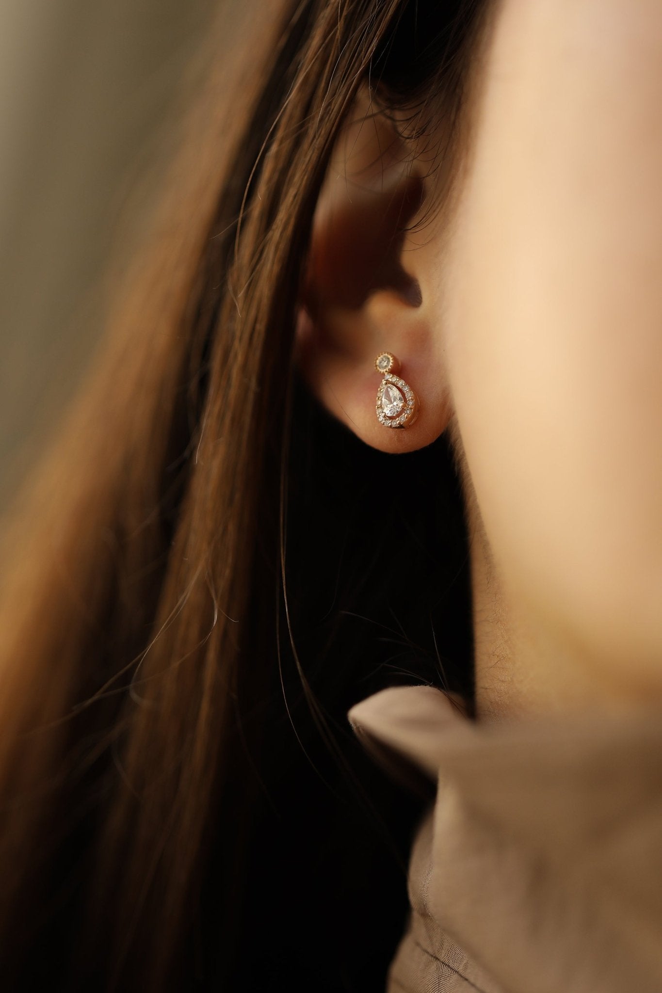 0.40 Karat Damla & 0.20 Karat Yuvarlak Kesim Pırlanta Küpe - RNF0678 | Ronaff Pırlanta | Tektaş Yüzük, Pırlanta Yüzük, Kolye, Küpe