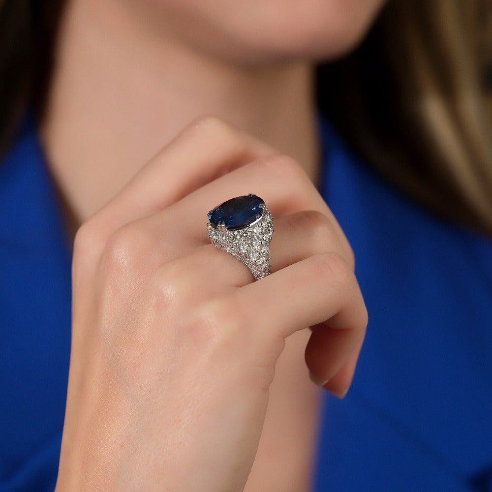 8.66 Karat Oval Safir & 4.54 Karat Yuvarlak Pırlanta Özel Tasarım Yüzük - RNF0967 | Ronaff Pırlanta | Tektaş Yüzük, Pırlanta Yüzük, Kolye, Küpe