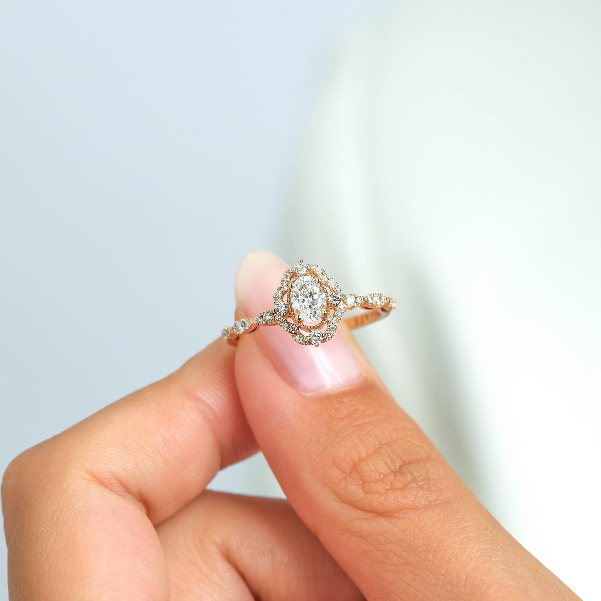0.35 Karat Merkez & 0.16 Karat Kenar Pırlanta Özel Tasarım Vintage Yüzük - RNF0884 | Ronaff Pırlanta | Tektaş Yüzük, Pırlanta Yüzük, Kolye, Küpe