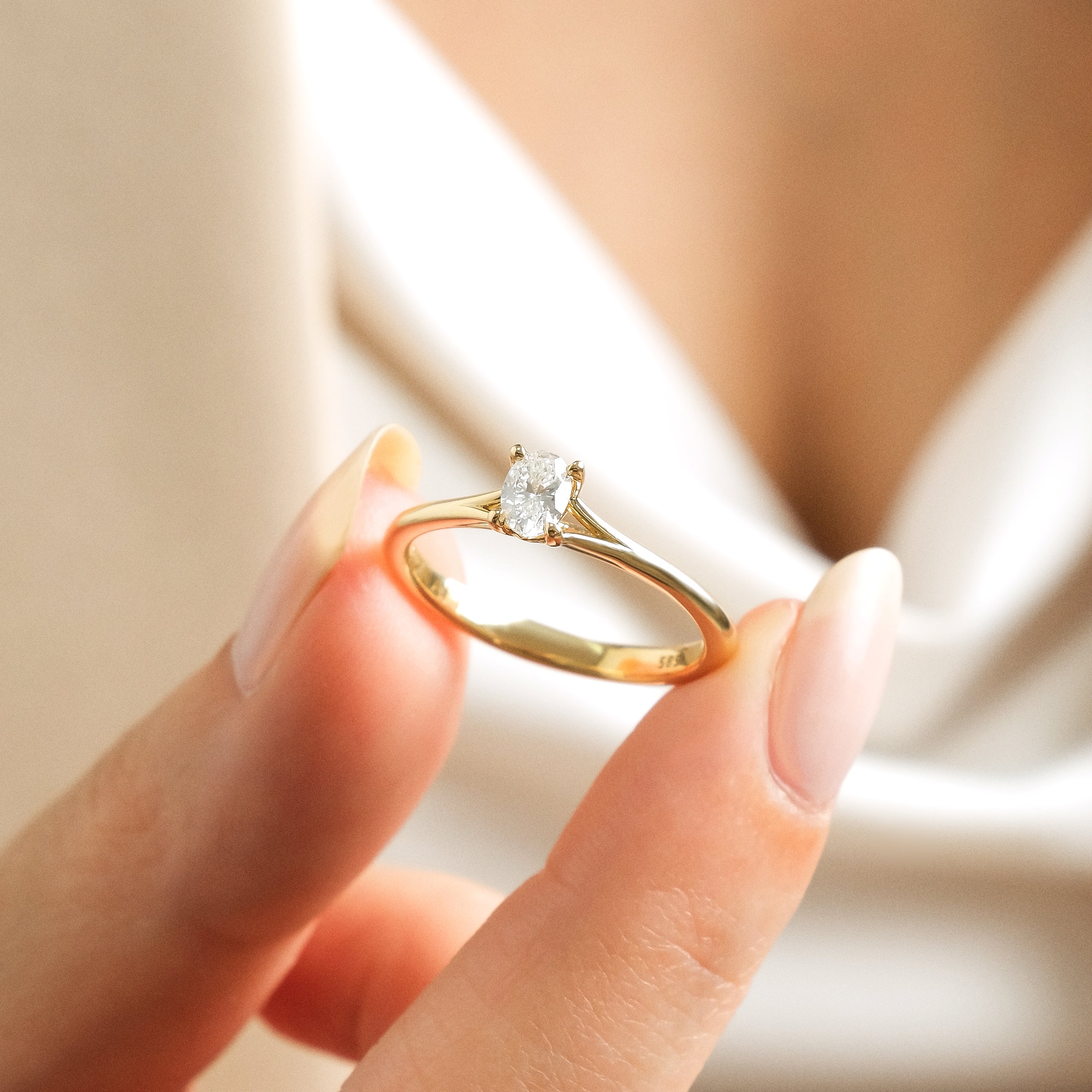 0.50 Karat Oval Kesim GIA sertifikalı Sarı Altın Tektaş Pırlanta Yüzük - RNF0696 | Ronaff Pırlanta | Tektaş Yüzük, Pırlanta Yüzük, Kolye, Küpe