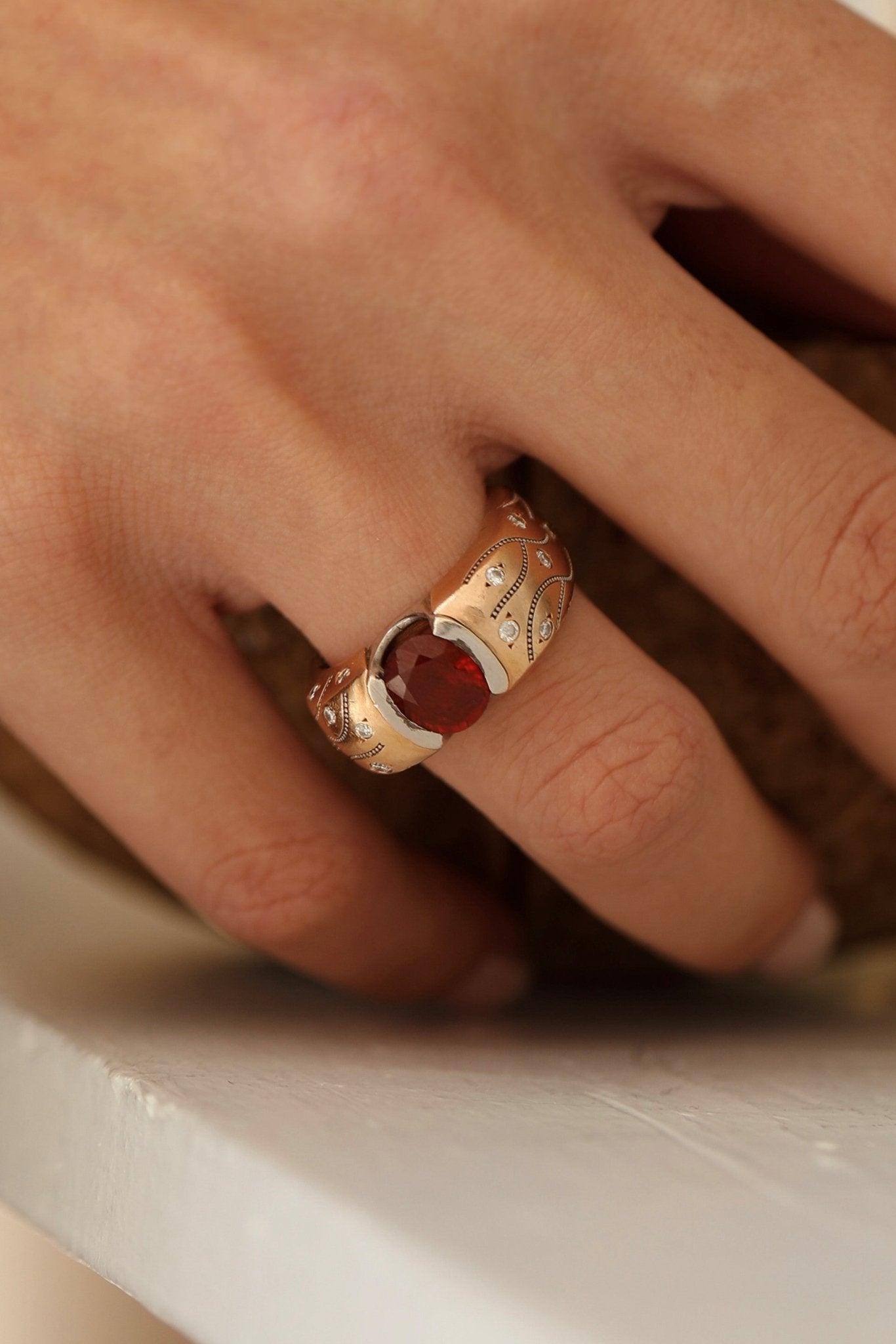 1.60 Karat Fire Garnet Taşlı Pırlantalı Özel Tasarım Yüzük ( Extraordinary ) - RNF0700 | Ronaff Pırlanta | Tektaş Yüzük, Pırlanta Yüzük, Kolye, Küpe