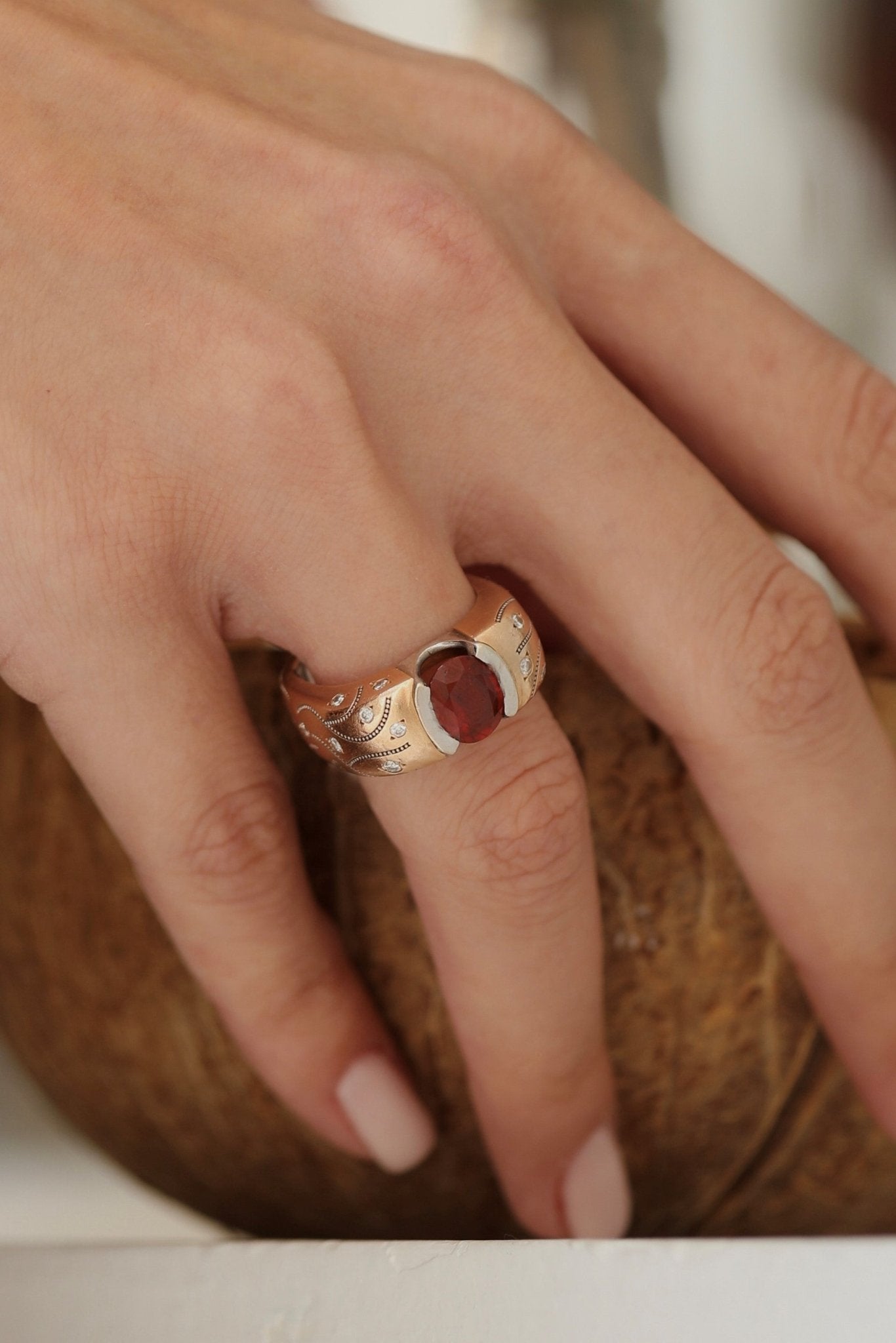 1.60 Karat Fire Garnet Taşlı Pırlantalı Özel Tasarım Yüzük ( Extraordinary ) - RNF0700 | Ronaff Pırlanta | Tektaş Yüzük, Pırlanta Yüzük, Kolye, Küpe