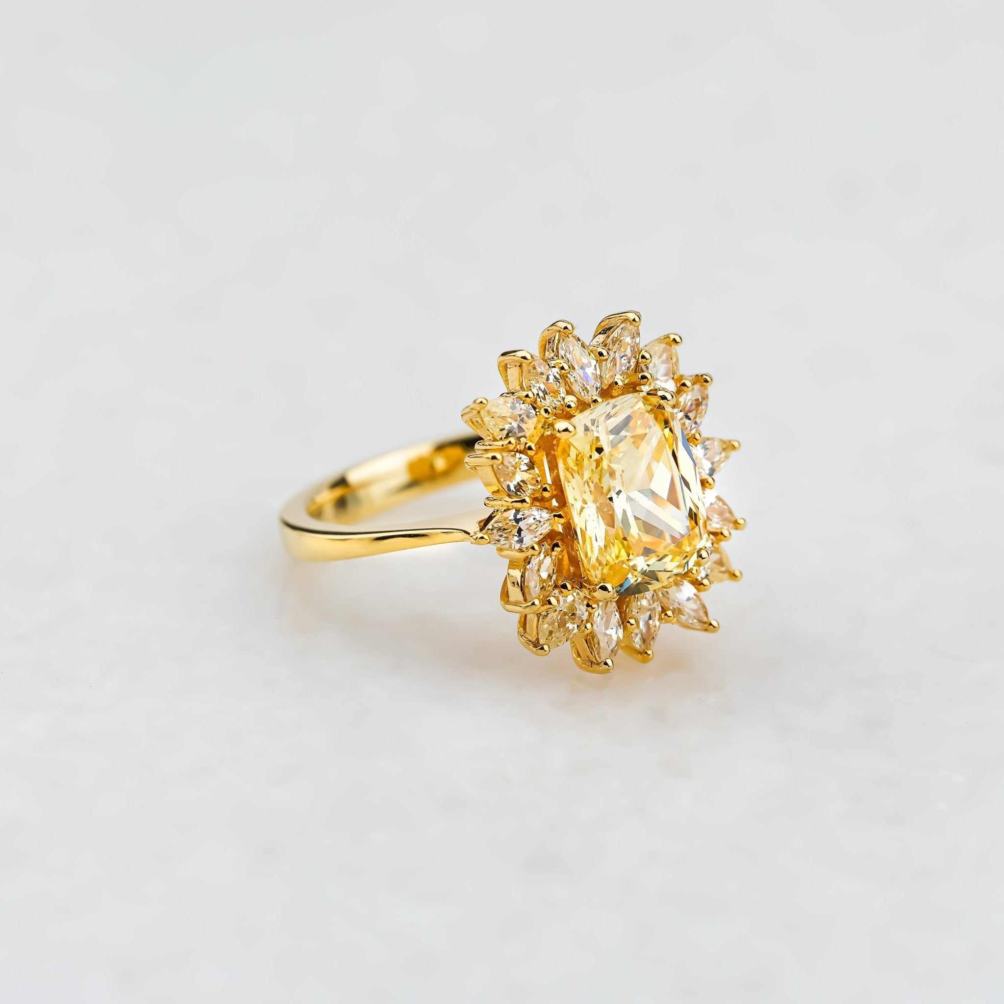 3.28 Karat Quartz & 1.28 Karat Sarı Safir Özel Tasarım Vintage Yüzük - RNF0814 | Ronaff Pırlanta | Tektaş Yüzük, Pırlanta Yüzük, Kolye, Küpe